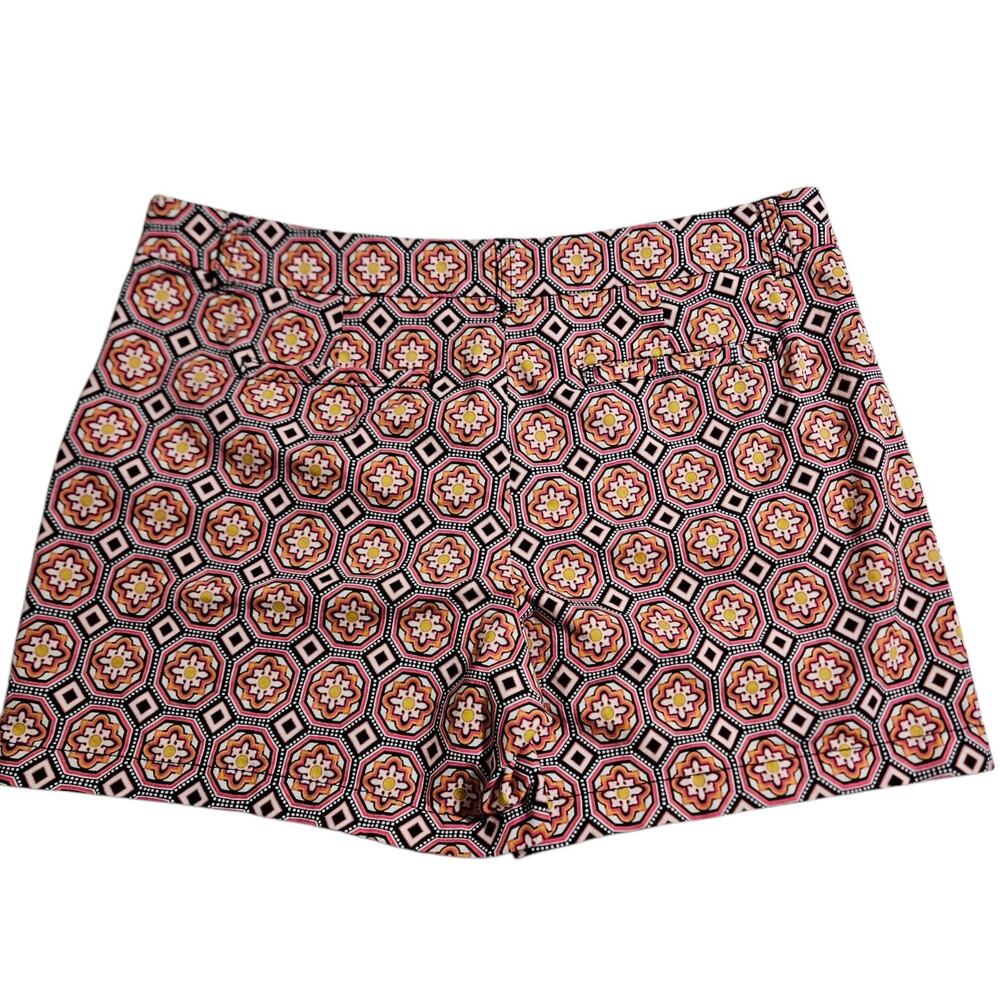 Crown & Ivy Shorts Size 14 Stretchy Button/Zip Fly Pockets Geometric Dressy - Picture 2 of 11